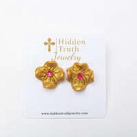 Tiny Gardenia Studs- Pink