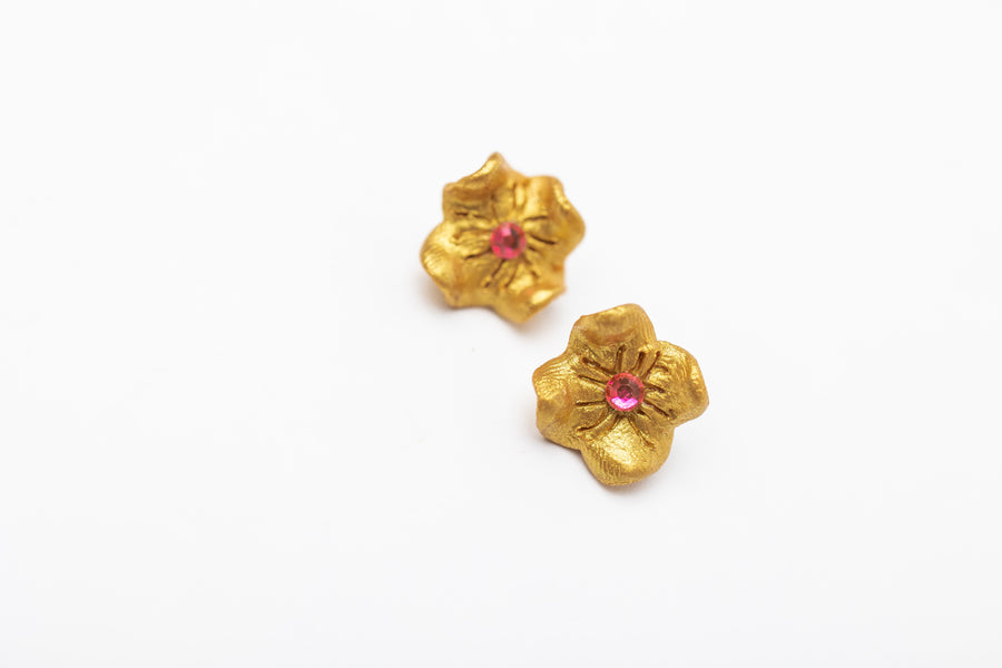 Tiny Gardenia Studs- Pink