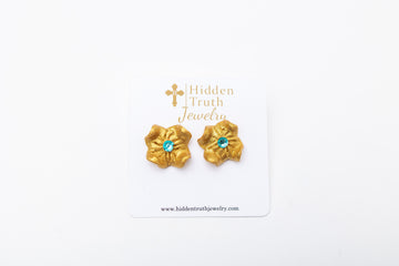 Tiny Gardenia Studs- Turquoise